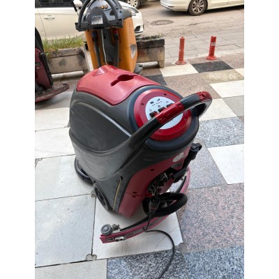 2. El Viper AS 430 Akülü Zemin Temizleme Makinesi | Yenilenmiş